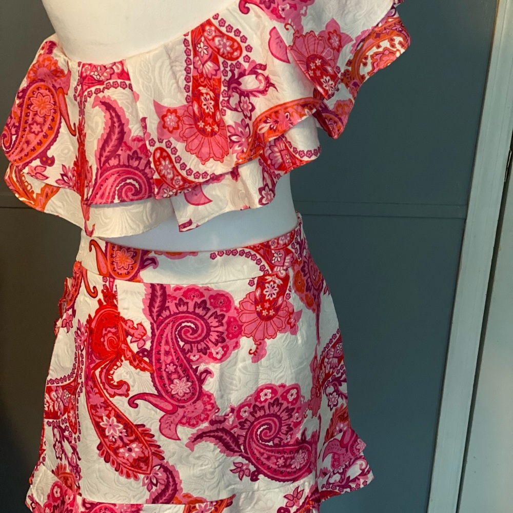 SHEIN size medium. Brand new - never worn